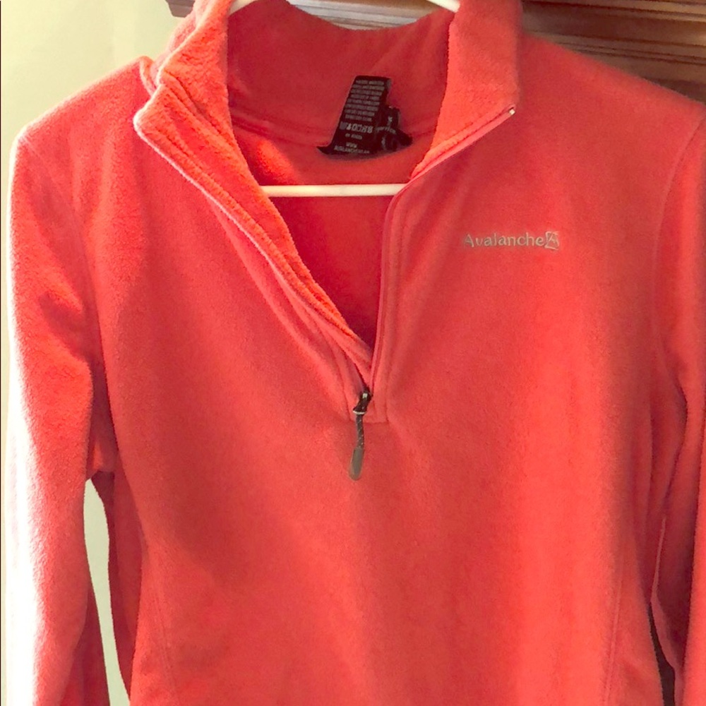 Avalache fleece pull over